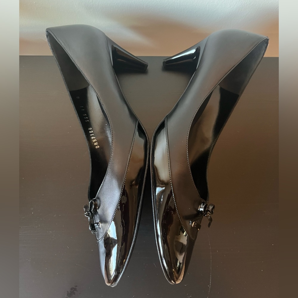 Salvatore Ferragamo Black Leather Bow Tie Pumps Size 11 - Picture 9 of 10